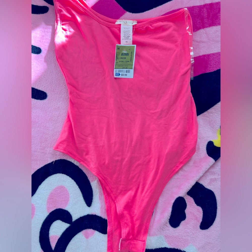 One shoulder bodysuit bnwt💖💕💖💕